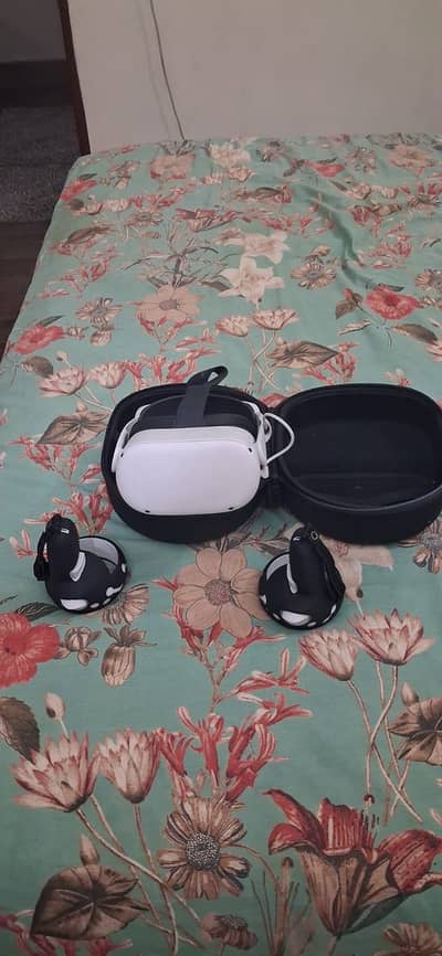 Meta Quest 2 256GB with Extended Battery pack