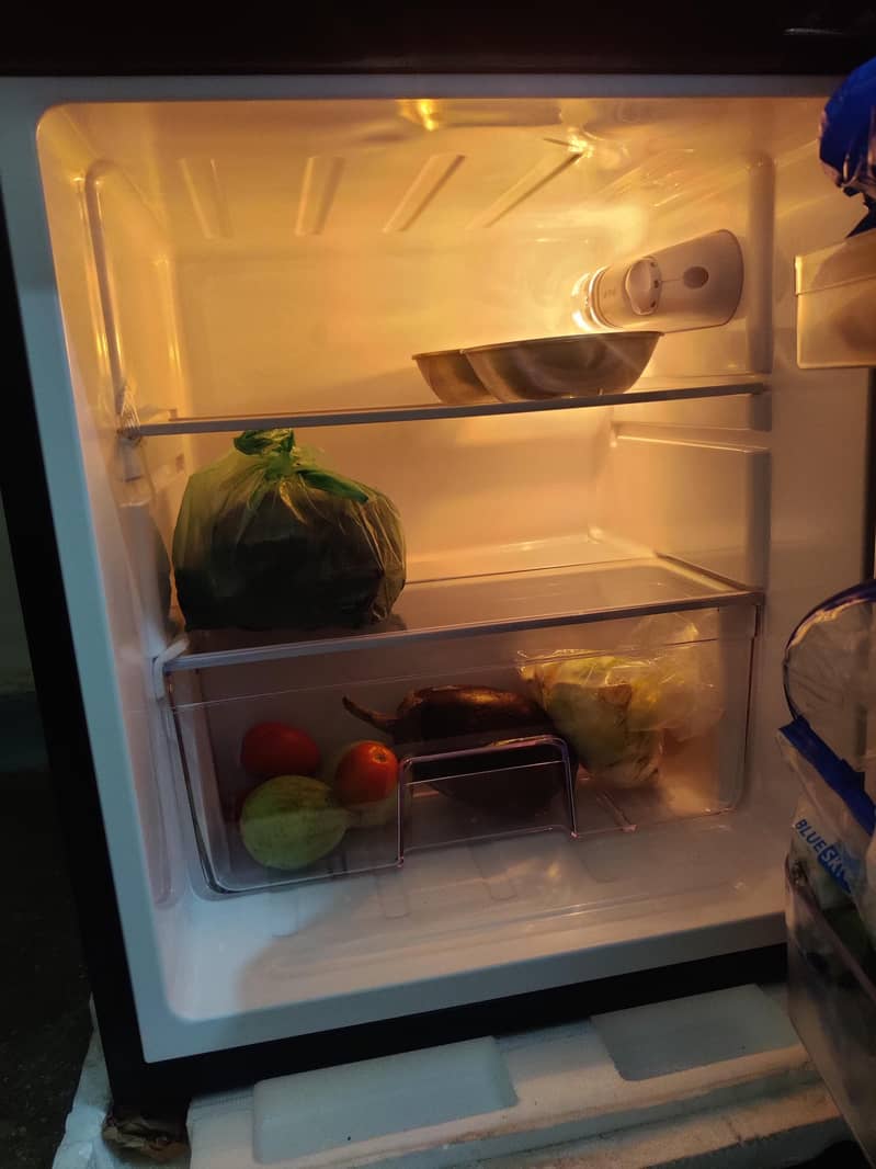mini fridge 4