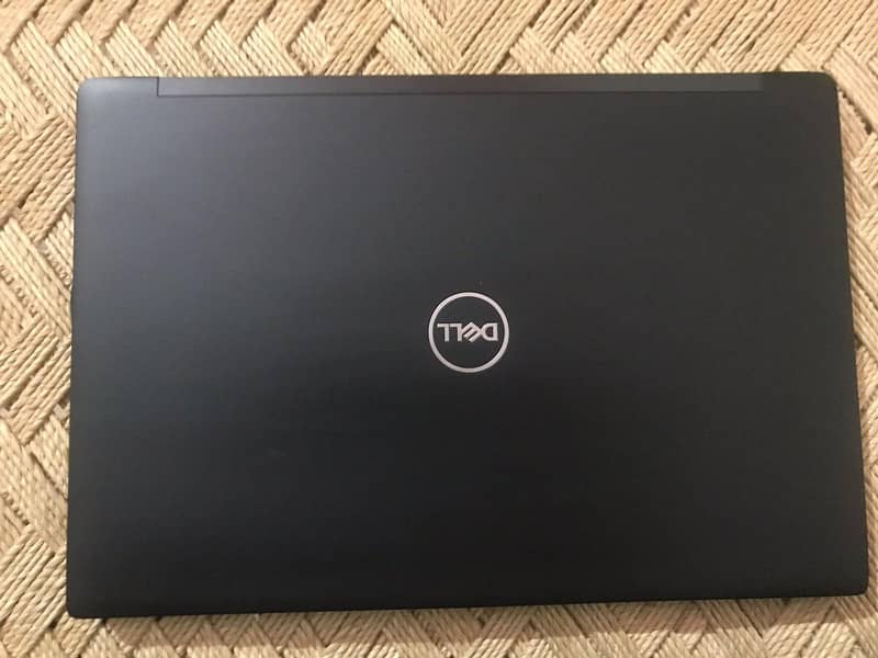 laptop dell i5 8150U 8th gen 4
