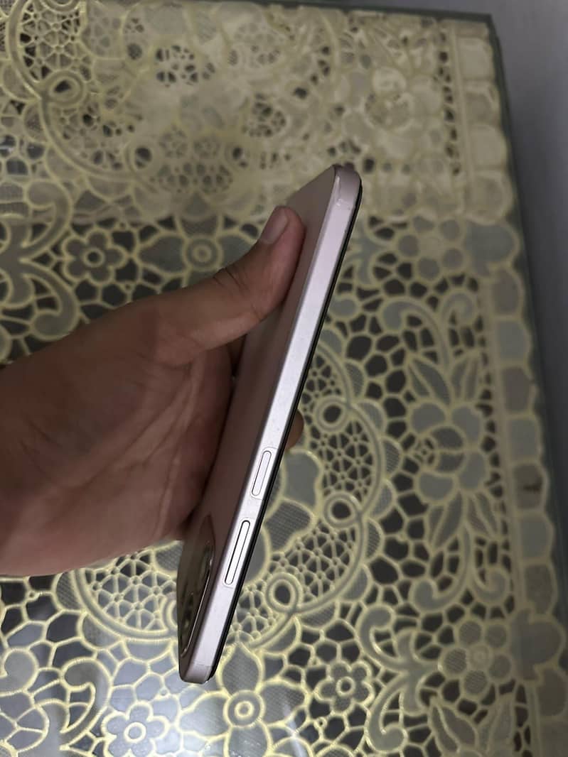 OPPO A6 4