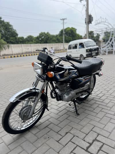 Honda CG 125 Brand new Bike 1st owner