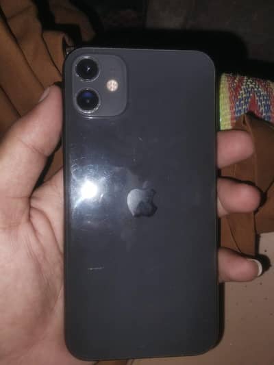 Apple iPhone 11 urgent sale krna ha jis na Lena ha wo rabta kra