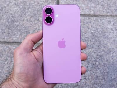 Apple iPhone 16