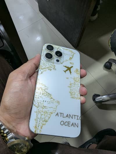 Apple iPhone 16 Pro Max