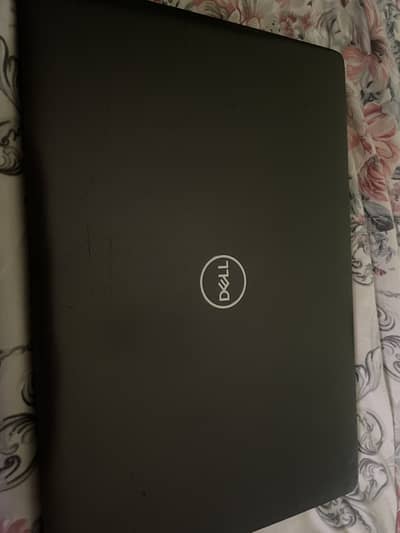 Core i5 8 gen 8gb Ram 256 NVMe