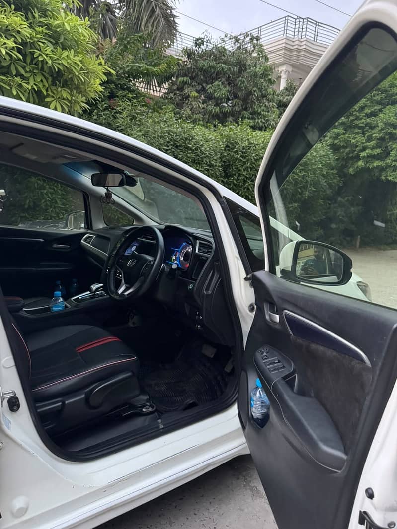 Honda shuttle 2015 / 2017 exchange 6