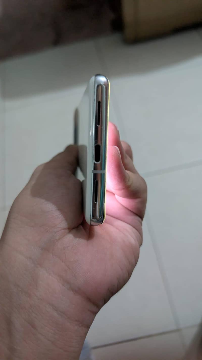 Google Pixel 7 Pro 6