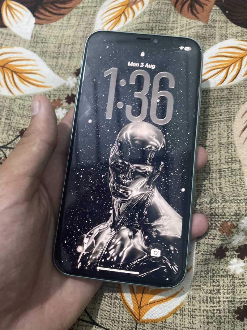 Apple iPhone 11 3