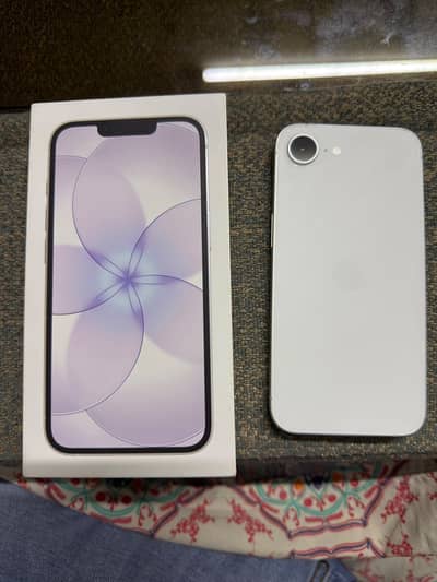 Apple iPhone 17e