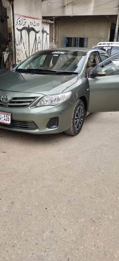 Toyota Corolla GLi 1.3 Manual/Model 2012 genuine conditions 100%