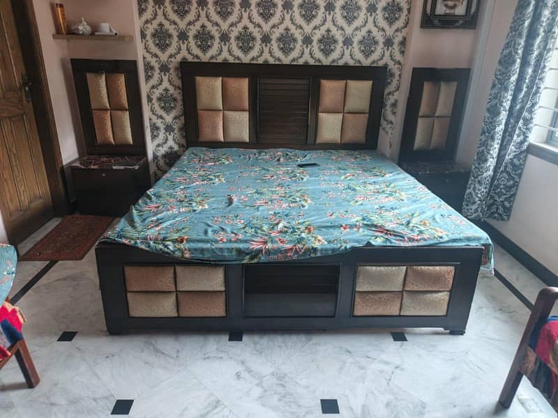 double bed with side tables 2