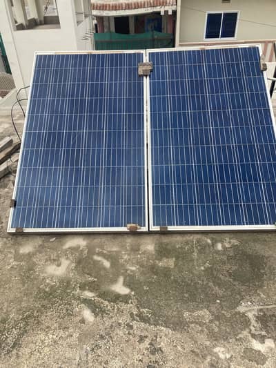 4 Solar Panels of 250 Watts for Sale