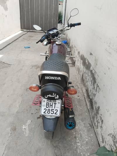 Honda CG 125 Model 2017 - Excellent Condition (9/10) - Kasur