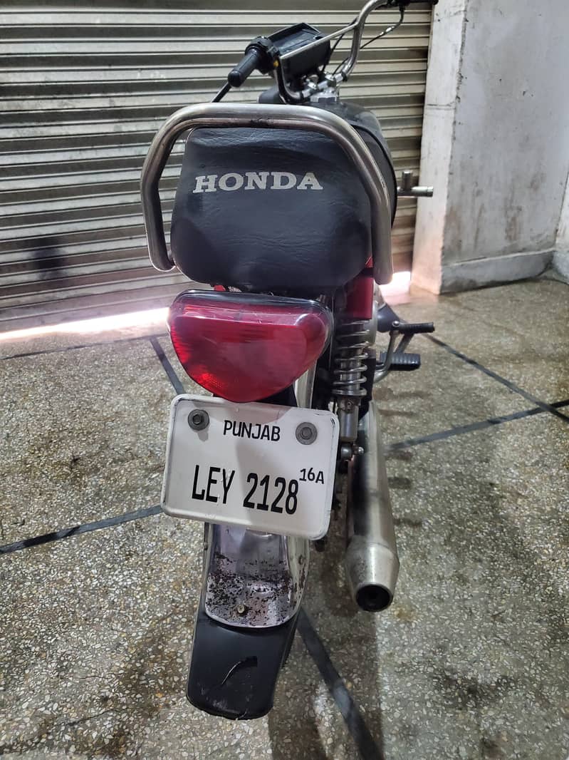 Pak Hero 2016 model 8