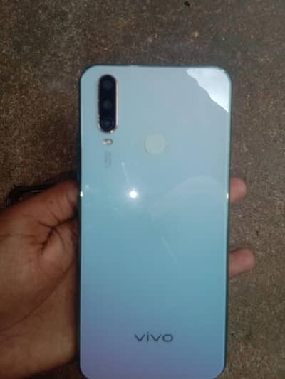 Vivo Y17