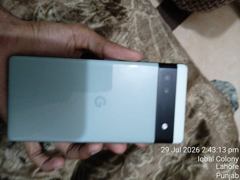Google Pixel 6a 1