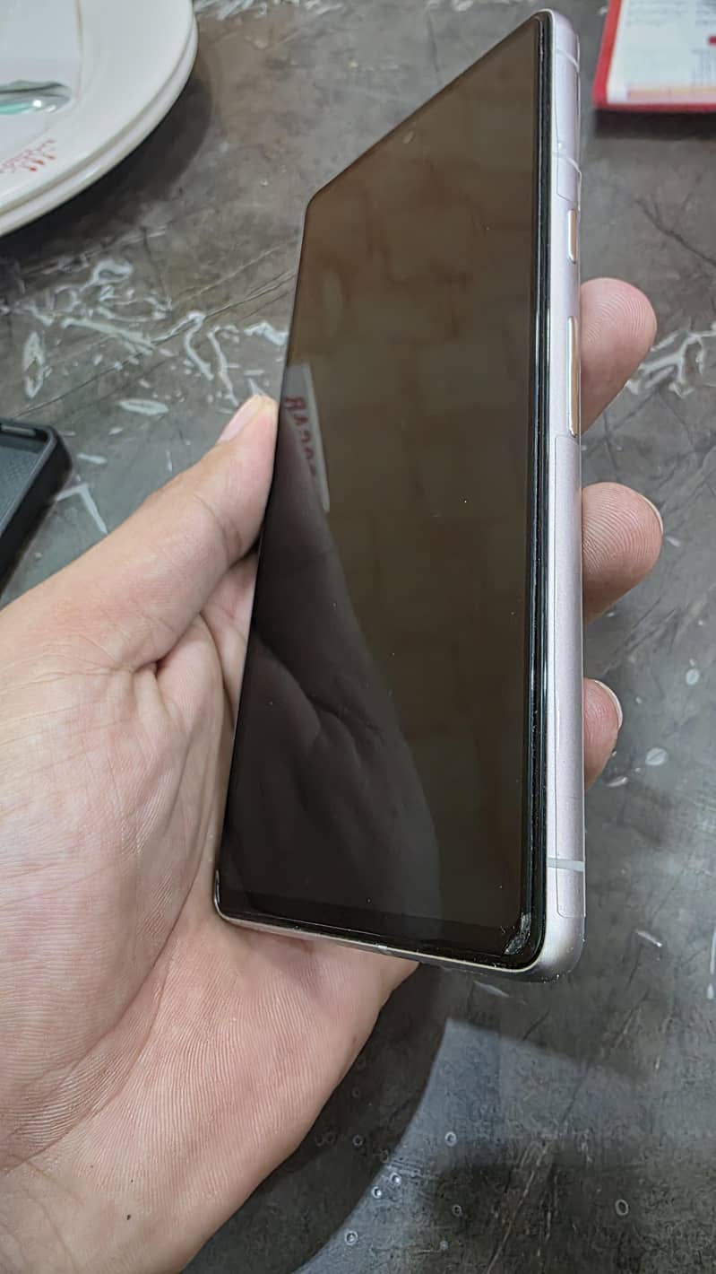 Google Pixel 7 3