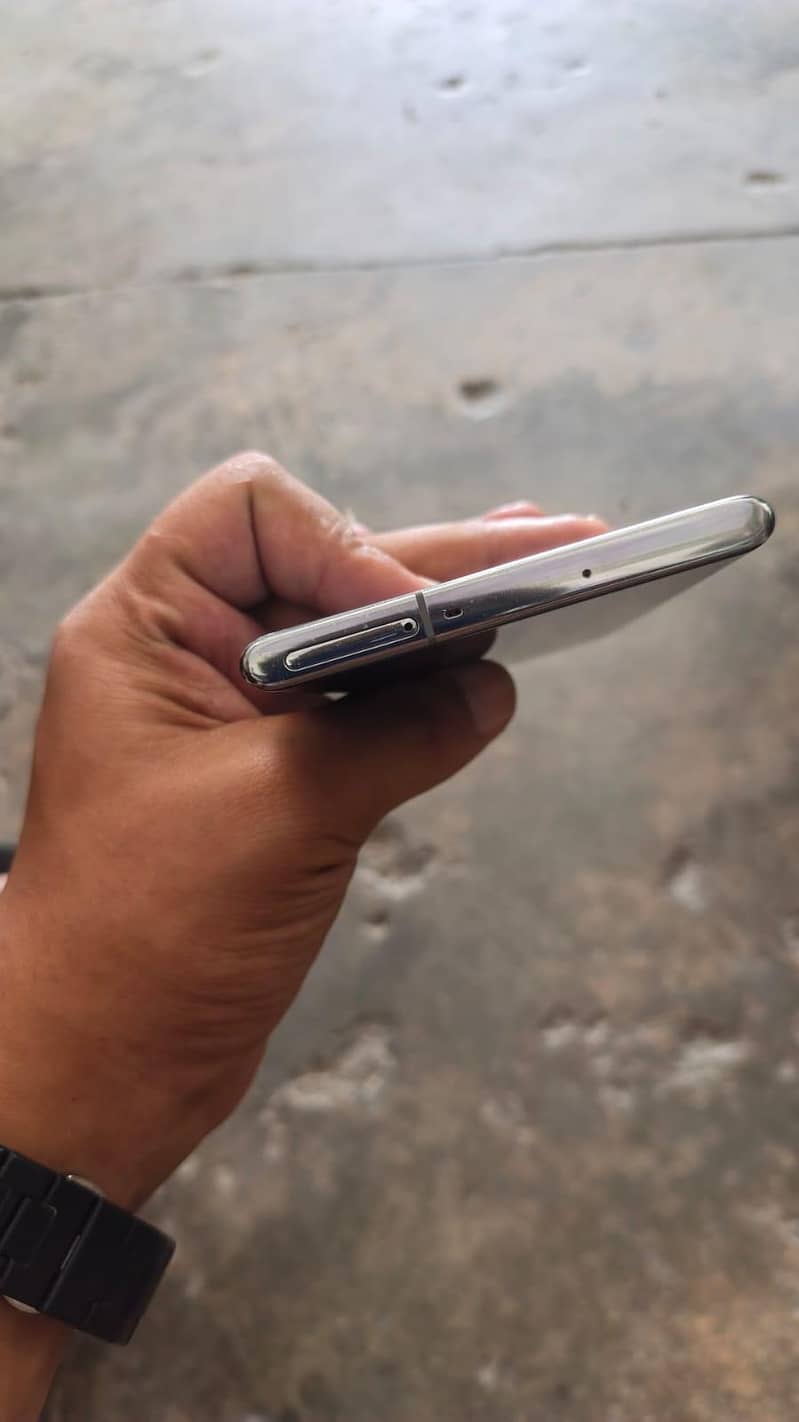 Samsung Mobile Note 10 Plus 1