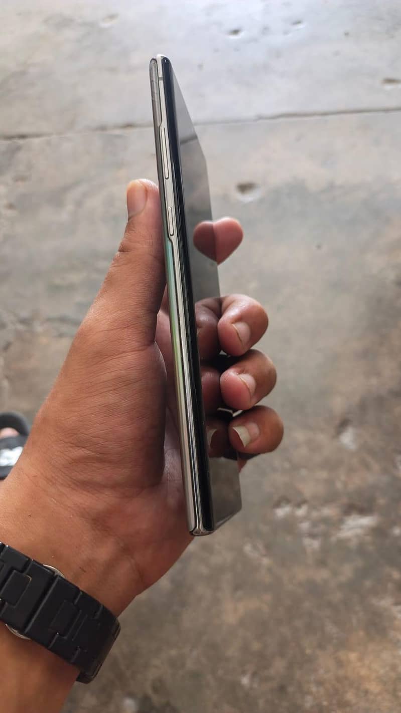 Samsung Mobile Note 10 Plus 3