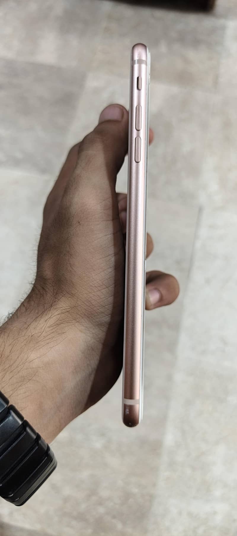 Apple iPhone 8 Plus 1