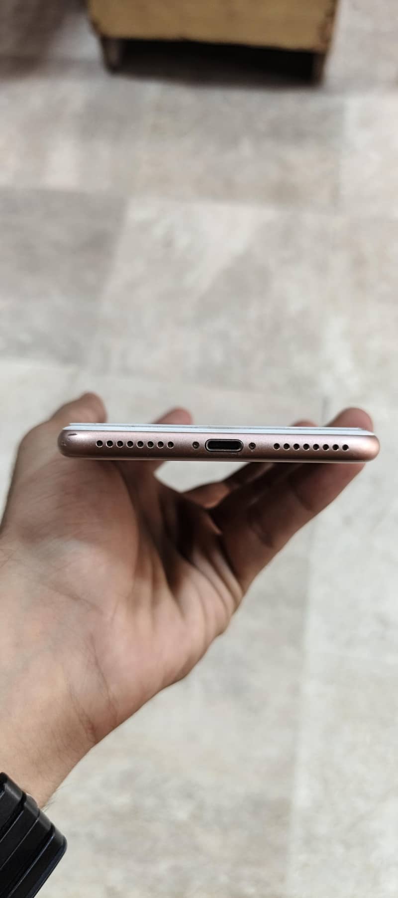 Apple iPhone 8 Plus 3