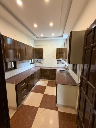 8 MARLA 1.5 STORY HOUSE FOR RENT