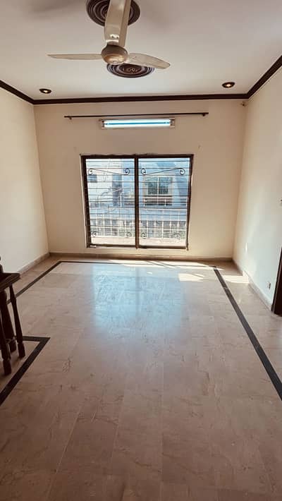 5 Marla Portion For Rent 2 Bed Ideal For Small Family Rs. 40,000 Only