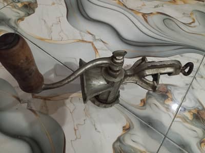 Qeema made machine with hand