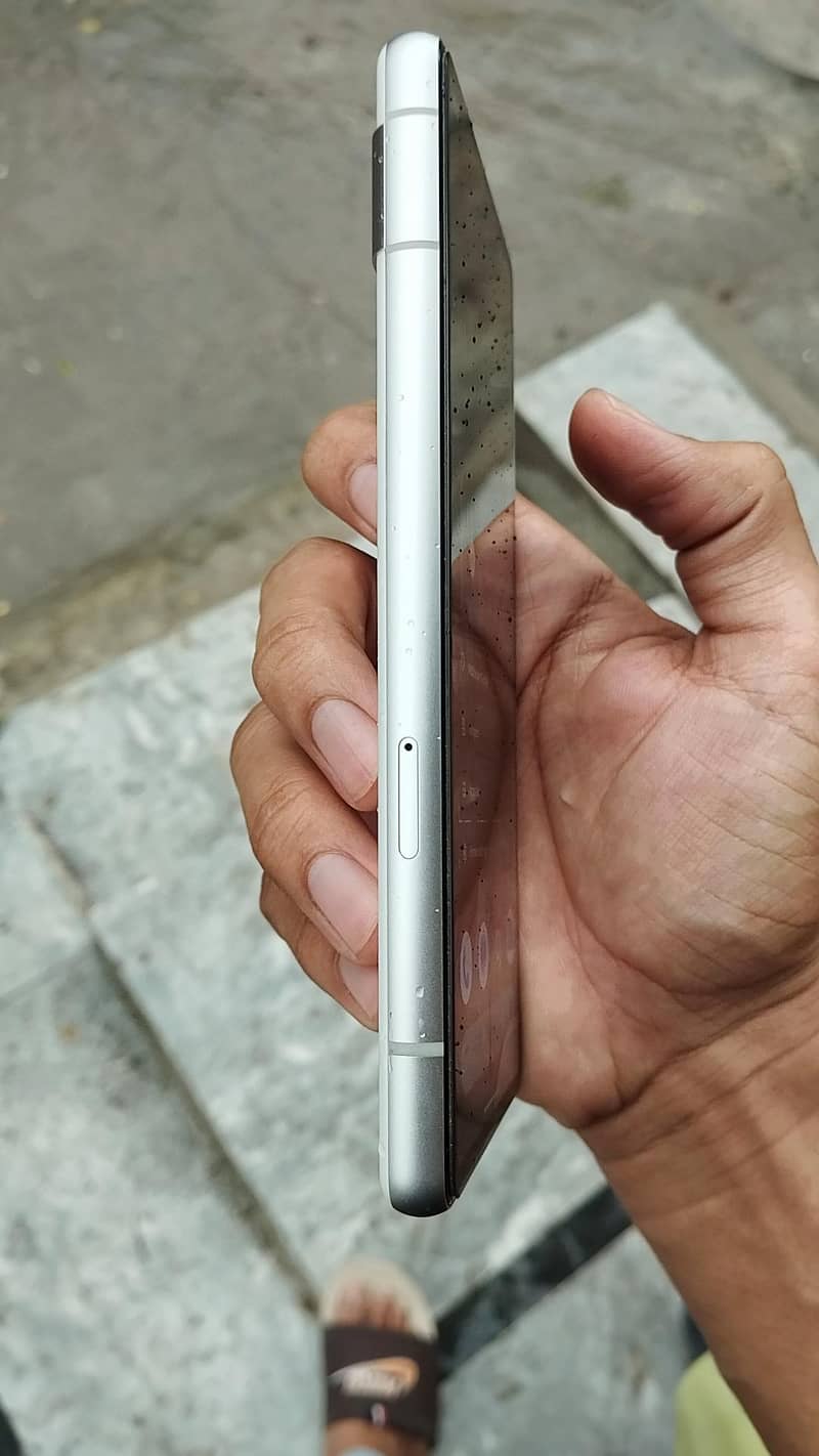 Google Pixel 7a 1