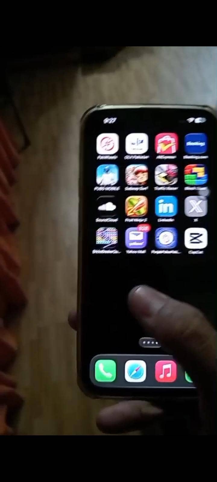 Apple iPhone 13 Pro Max 1