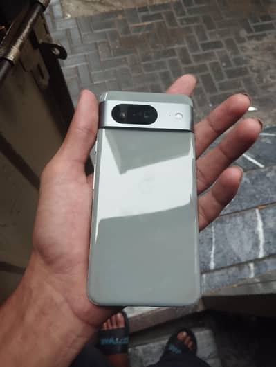 Google Pixel 8