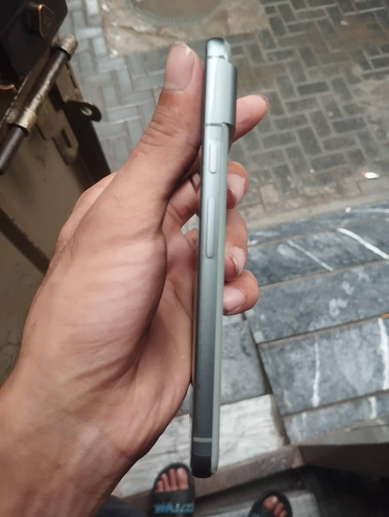 Google Pixel 8 1