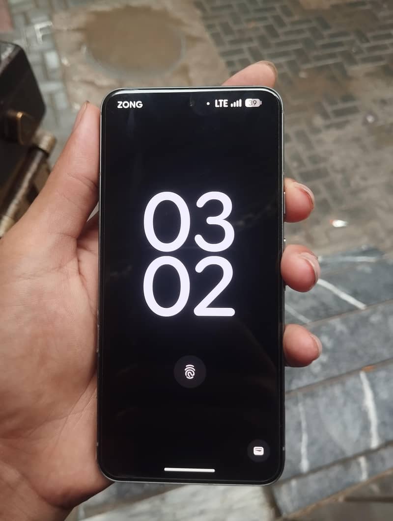 Google Pixel 8 5