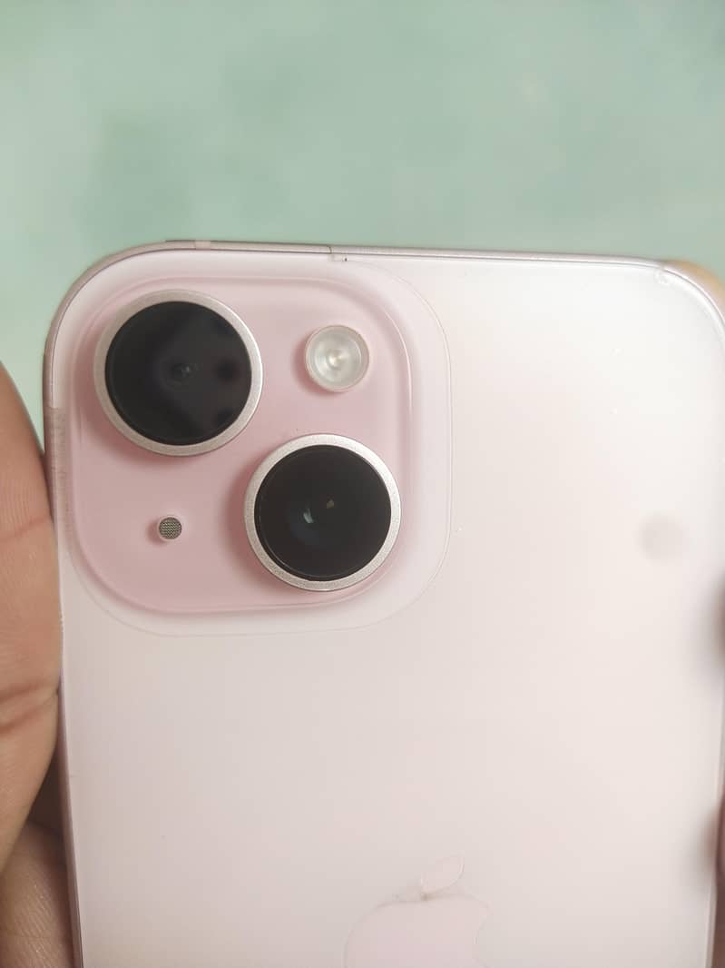 Apple iPhone 15 1