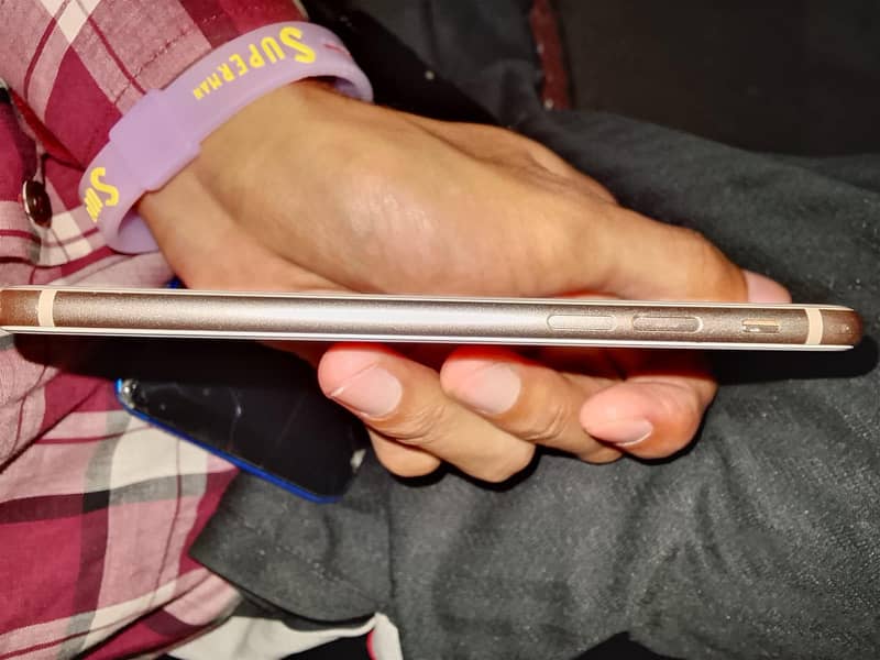 Apple iPhone 8 2