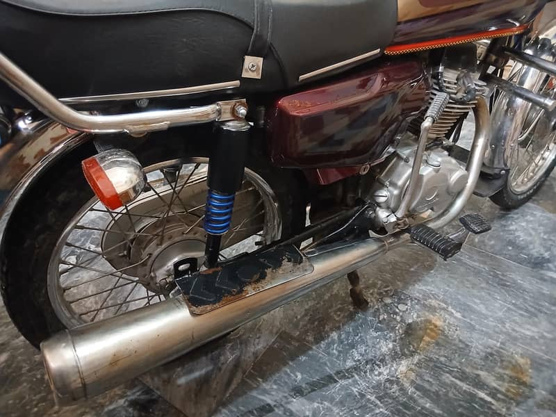 Honda CG 125 8