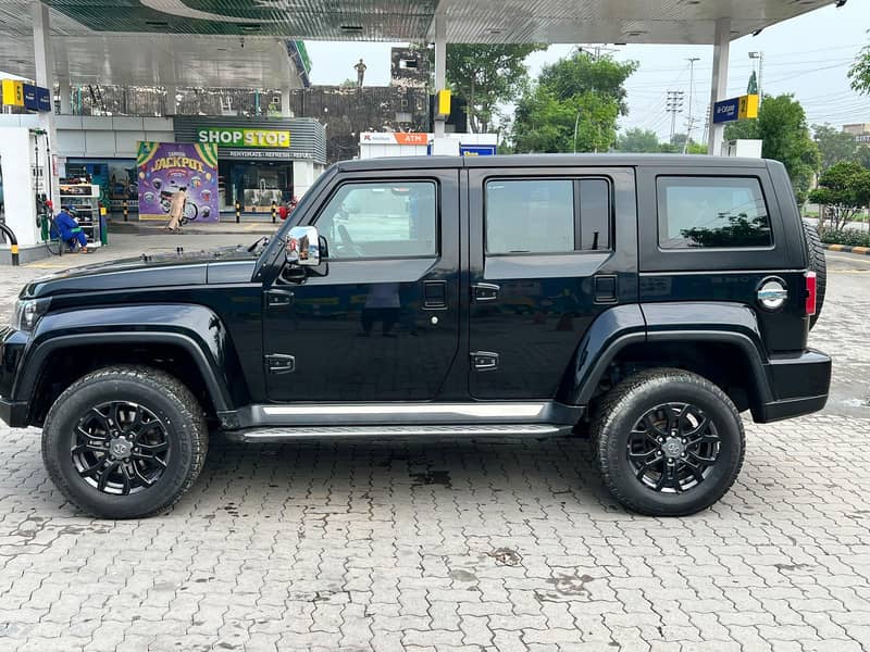 BAIC BJ40 Plus 2022 2