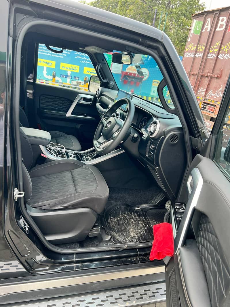 BAIC BJ40 Plus 2022 4