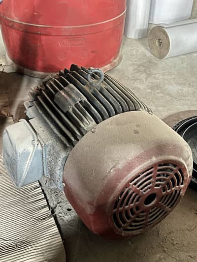 15hp 20hp motors 10/10 condition