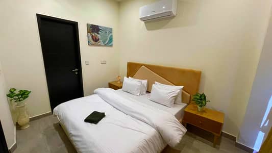 One bedroom per day weekly monthly short stay for rent