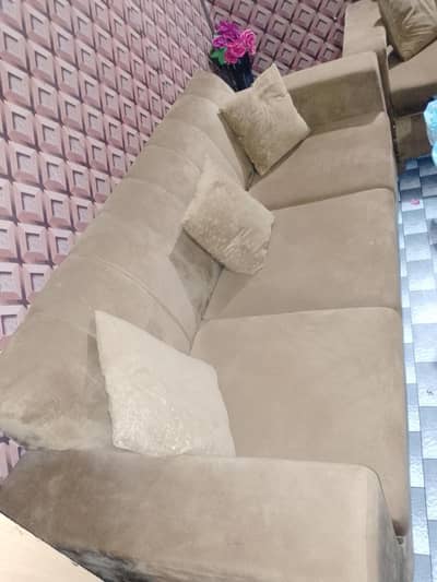 three two one sofa set all v good condition WHAT'S APP CONTACT