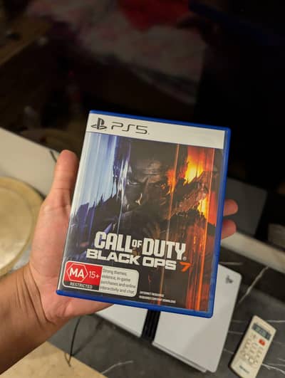 call of duty black ops 7  used dvd