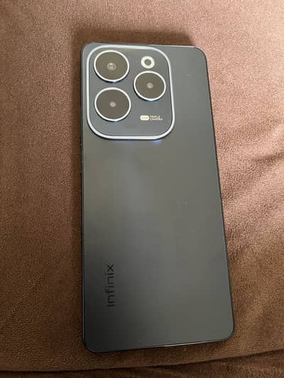 Infinix Hot 40 256 Gb with box In best Condition