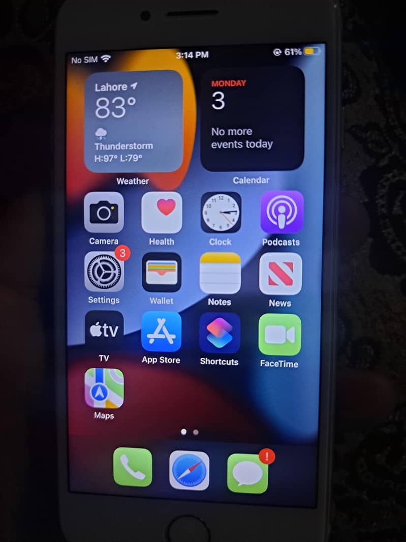 Apple iPhone 7 1