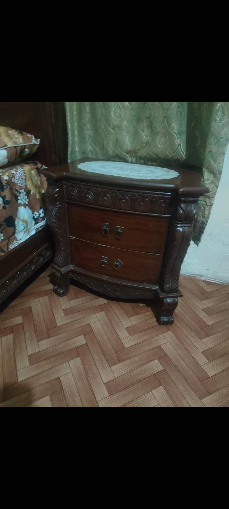 bed set with side table 5