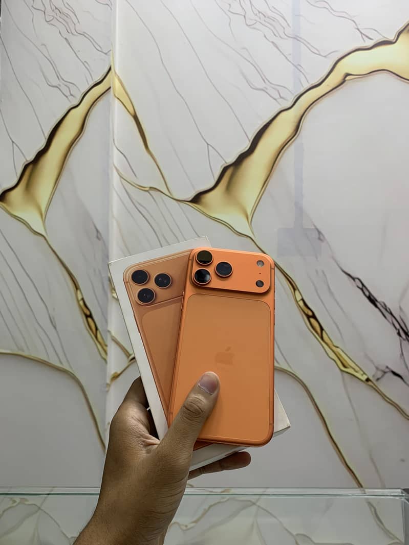 Apple iPhone 17 Pro Max 0