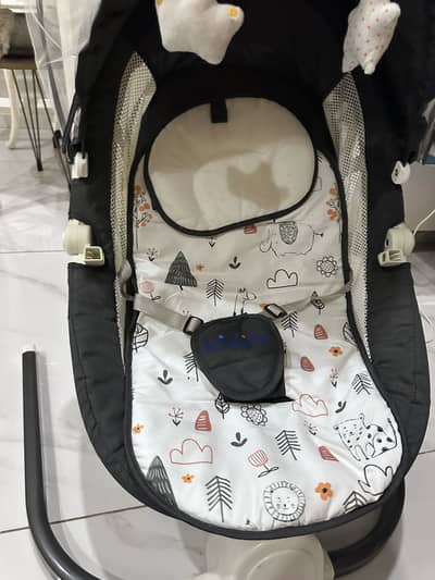 Kidilo deluxe baby cradle 3 in 1 multi functional rocker and swing