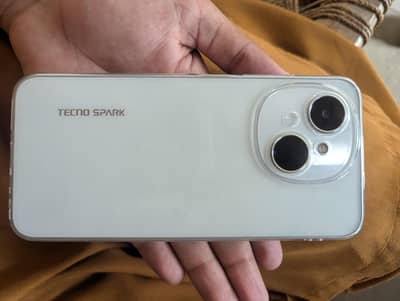 Tecno Spark Go 1