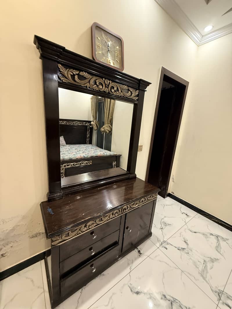 Sofa sets and beds 4
