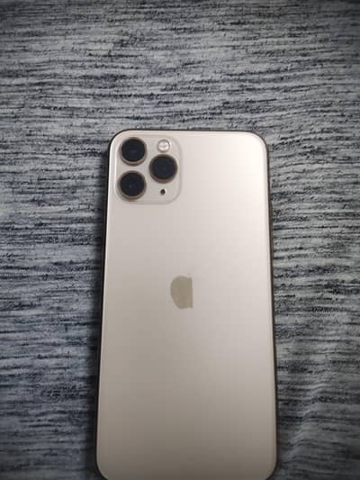 I phone 11pro 256 gb pta 85 health
